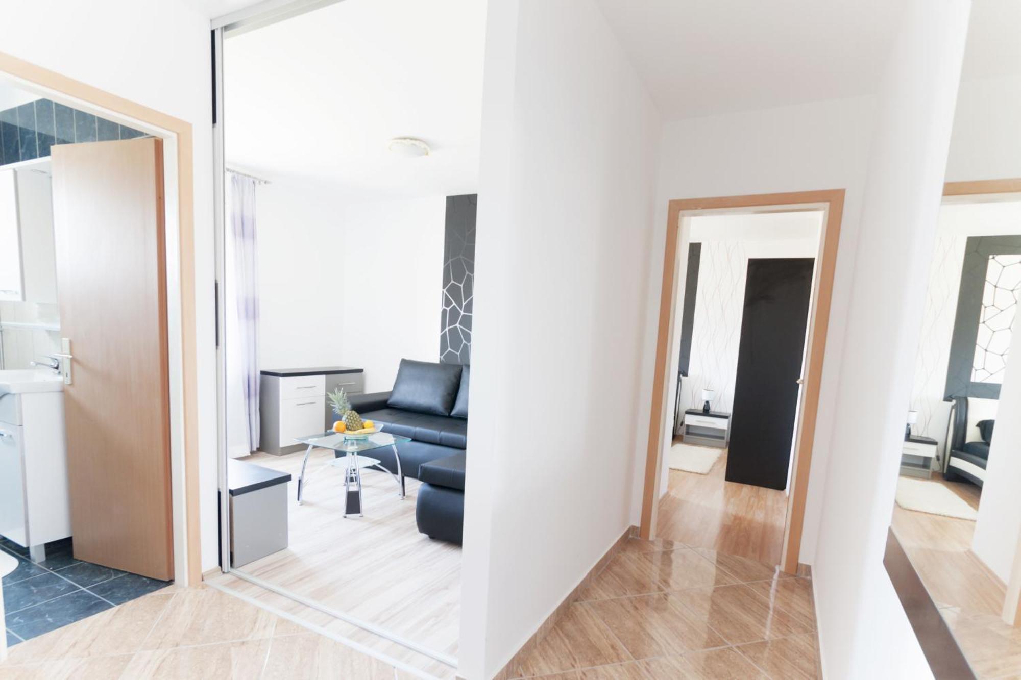 Apartments Toka Petrcane Rum bild
