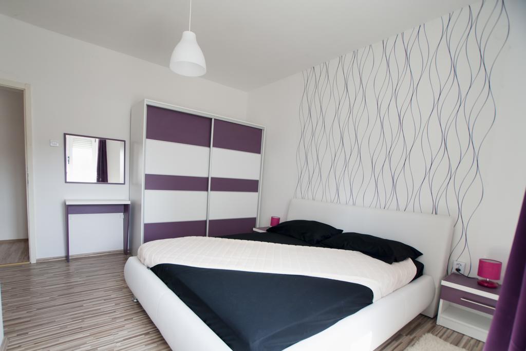 Apartments Toka Petrcane Rum bild